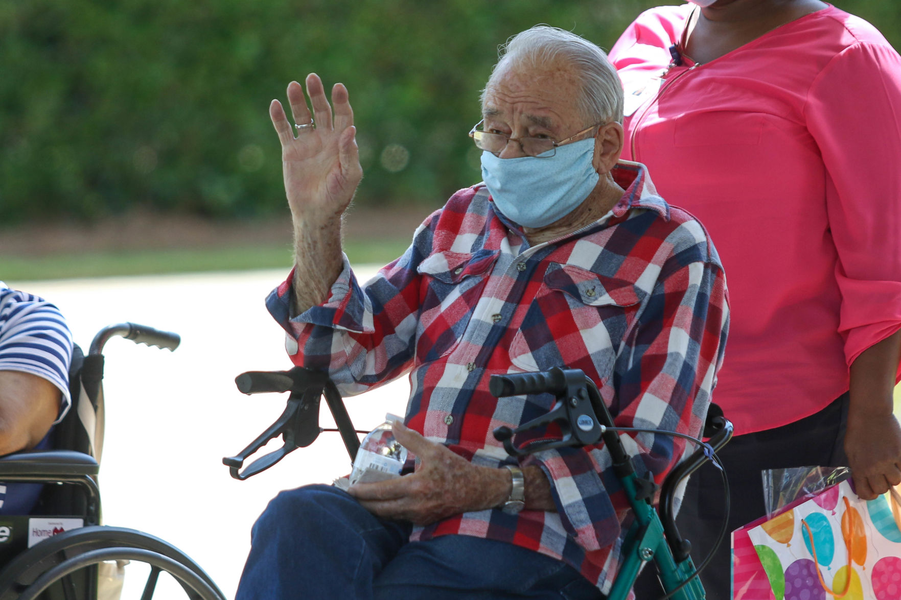 Car parade for Oak Park Nursing Home and Independent Living Community residents